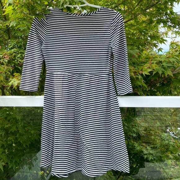 long-sleeve striped skater dress - Picture 2 of 3